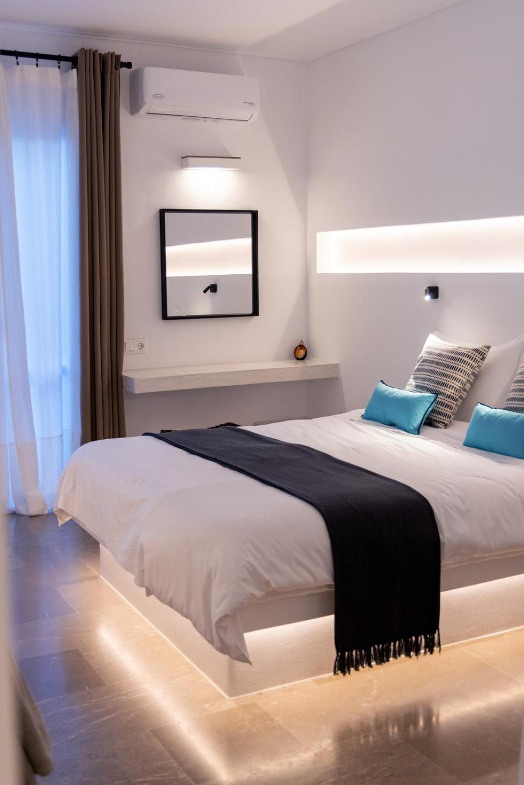 Seamento Suites Tinos Room photo